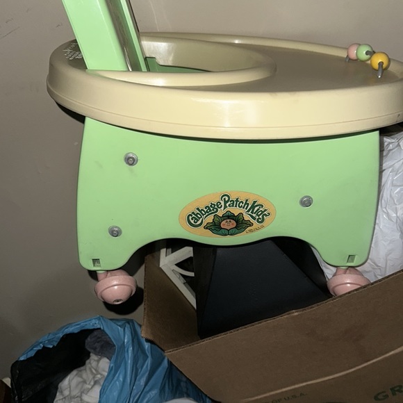 Vintage 1986 Coleco Cabbage patch baby Walker on Wheels (EXCELLENT) - Picture 9 of 10